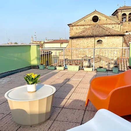 Tintoria Lejlighed Parma